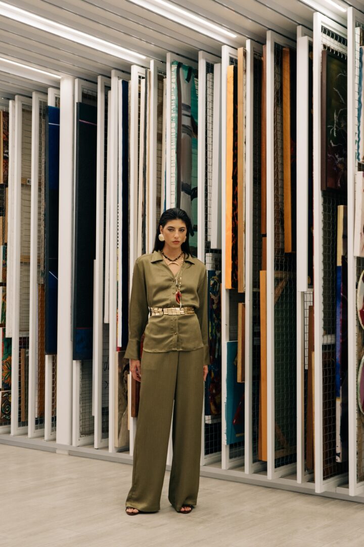 Calça Textura Cetim