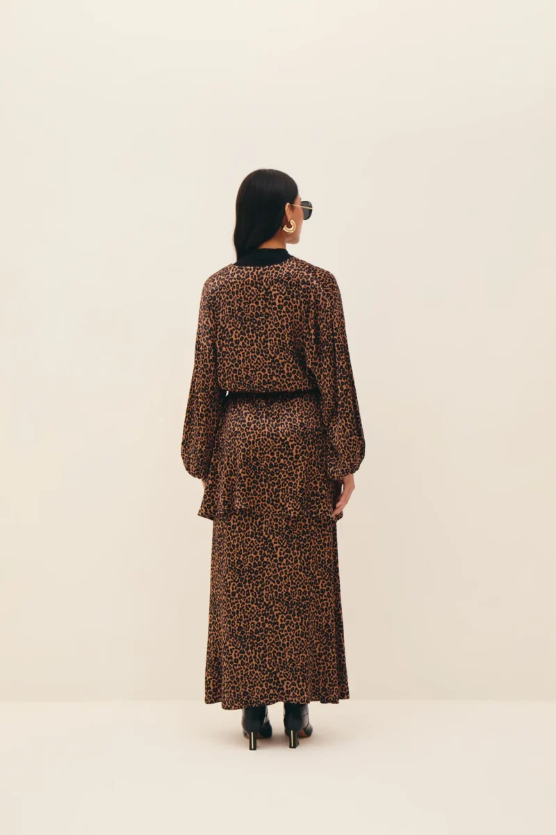 Alternative view of Saia Cetim Onça