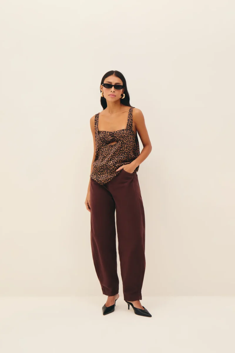 Alternative view of Regata Cetim Onça