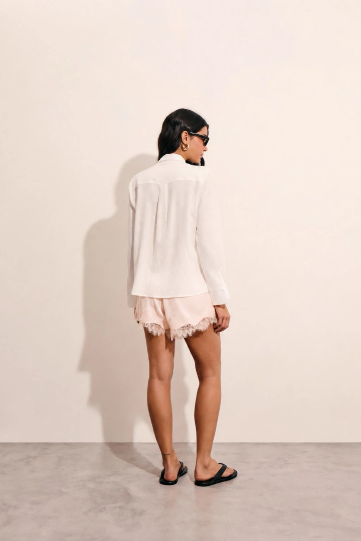 Alternative view of Short Renda Cetim