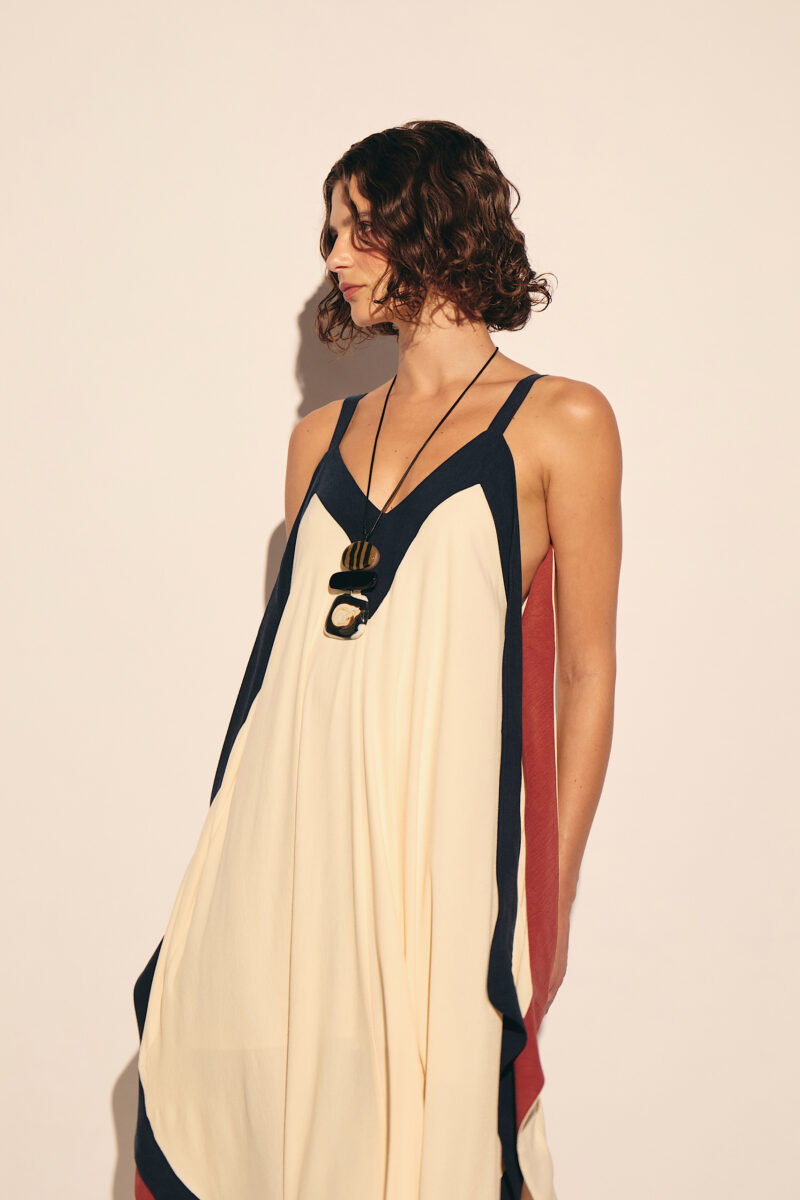 Alternative view of Vestido Amplo Liocel